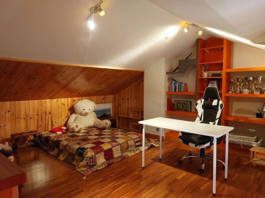 Chalet Urbano En Salamanca Санта-Марта-де-Тормес Екстер'єр фото
